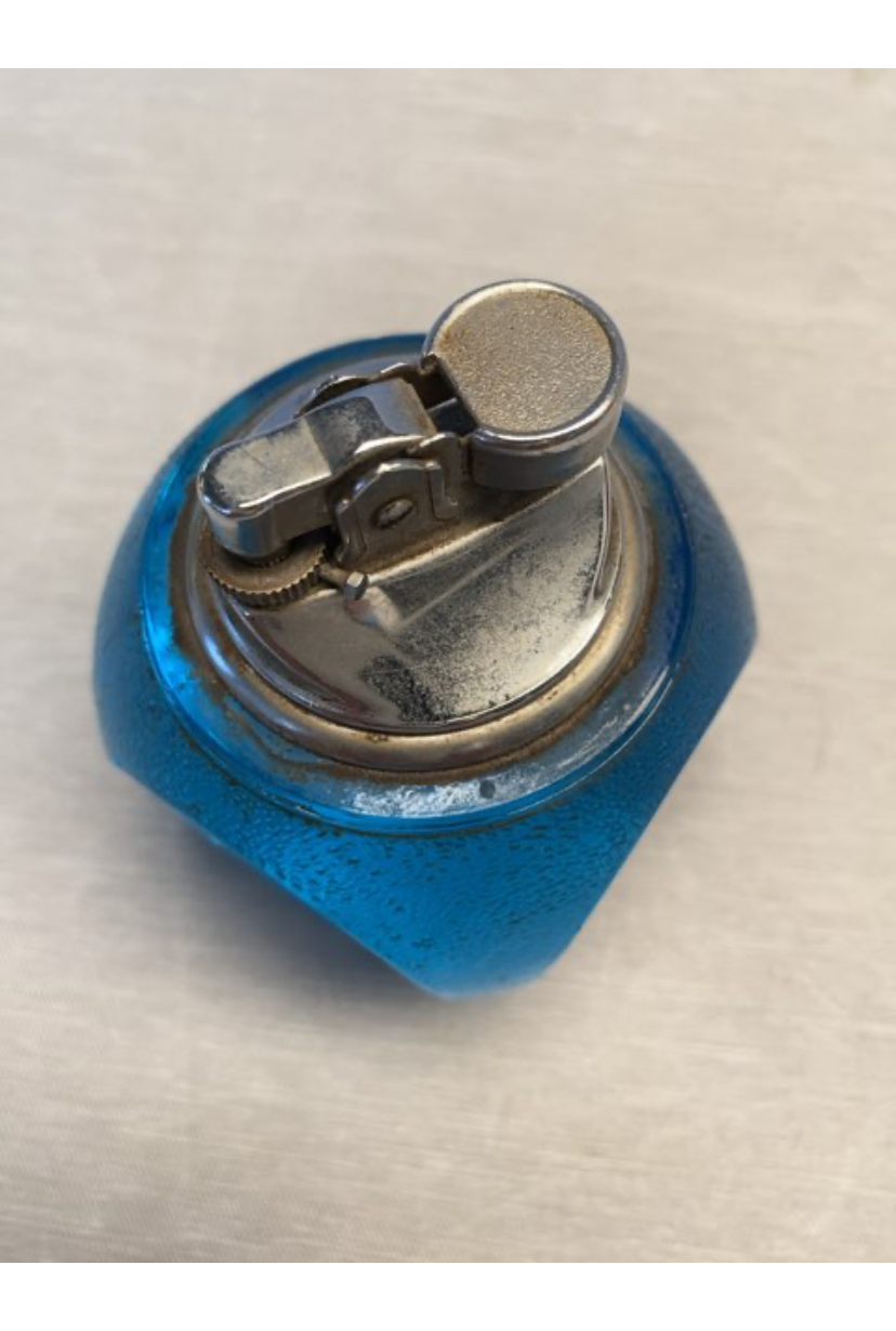 Retro lighter